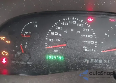 2002 Ford Excursion Limited из США, поврежденный, VIN 1FMSU43FX2EA42052